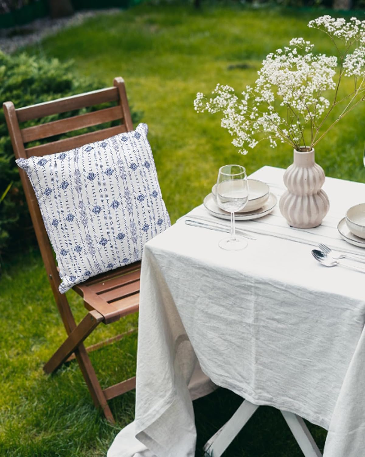 Waterproof Outdoor Throw Pillows with Inserts